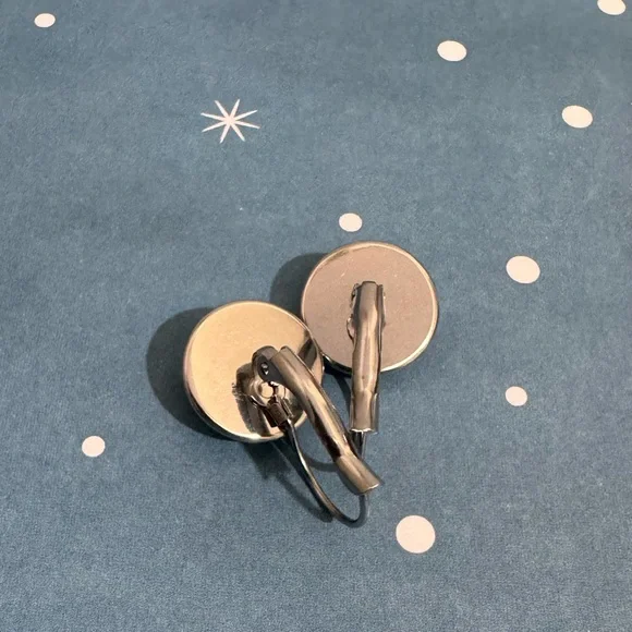 ❄️SALE! NEW Holiday Leverback Merry Christmas Earrings Metal & Glass - Picture 6 of 12